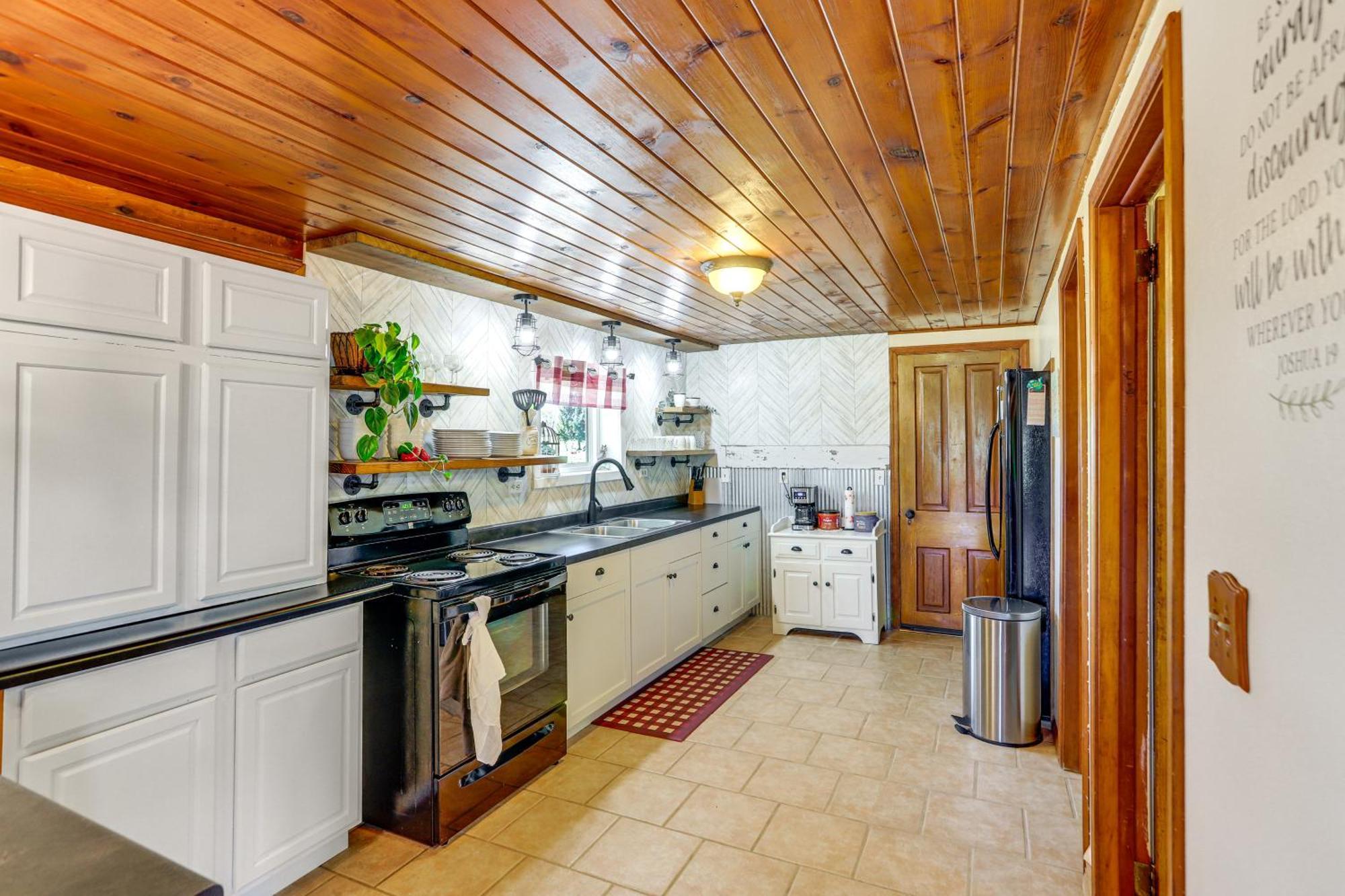 Quiet Shiloh Retreat With Spacious Yard And Fireplace! Luaran gambar